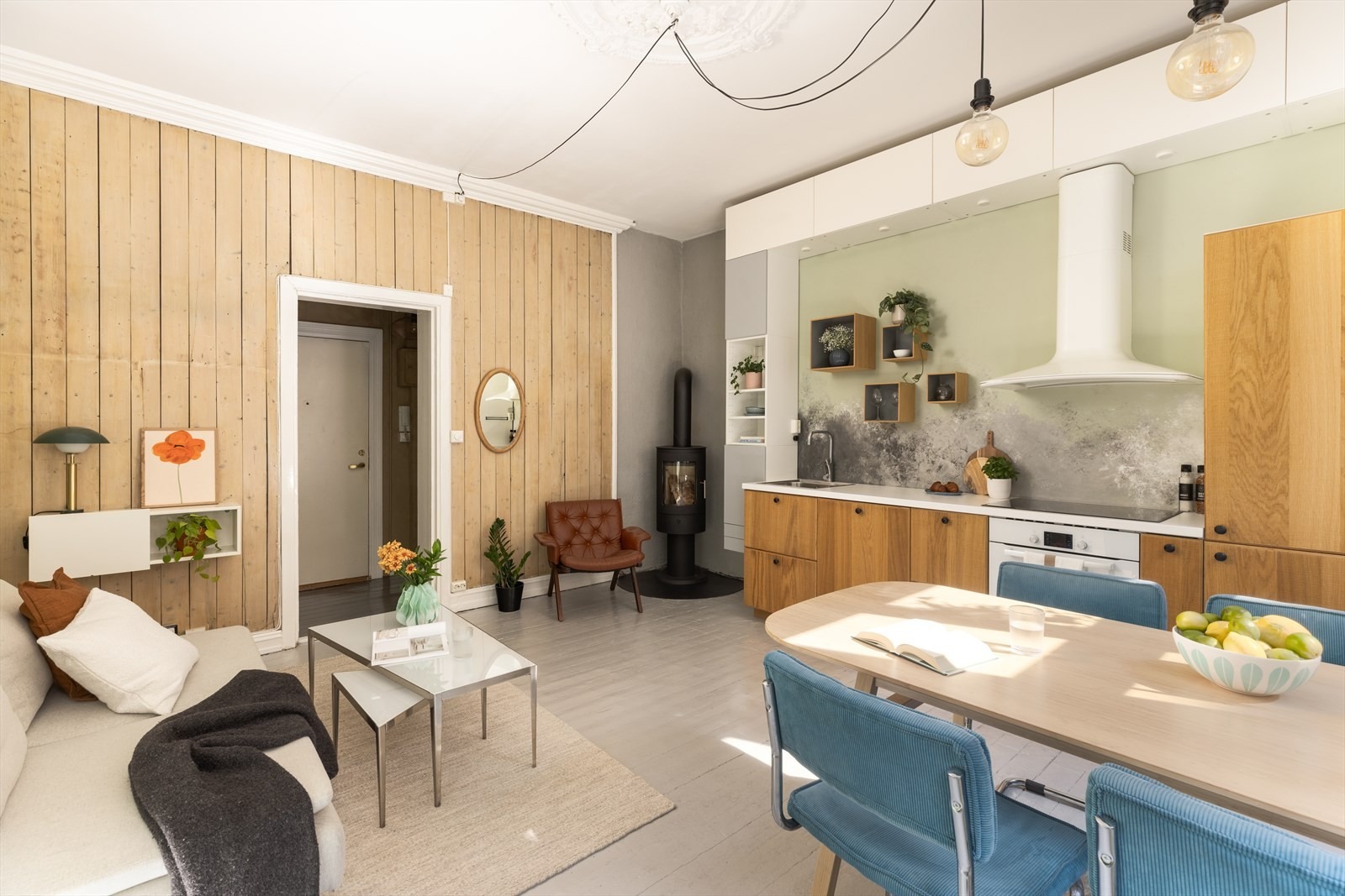 Peis i hjørnet er koselig og energisparende på vinteren!